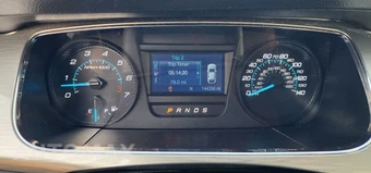 2015 Ford Taurus SEL - miniatura 12