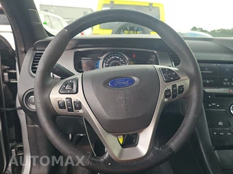 2015 Ford Taurus SHO – miniatura 10