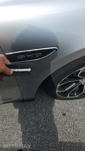 2015 Ford Taurus SHO – miniatura 25