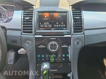 2015 Ford Taurus SHO – miniatura 10