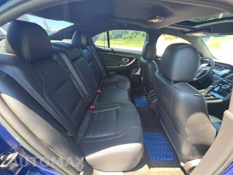 2015 Ford Taurus SHO – miniatura 16