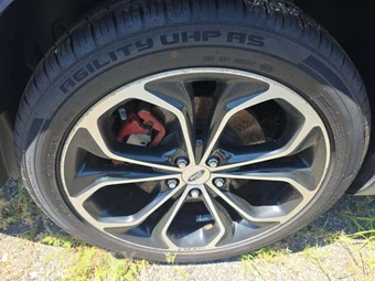 2015 Ford Taurus SHO – miniatura 32