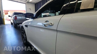 2015 Ford Taurus SHO – miniatura 32