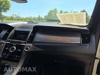 2015 Ford Taurus SHO – miniatura 19