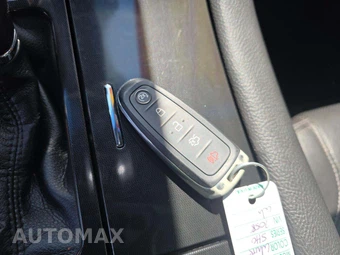 2015 Ford Taurus SHO – miniatura 8