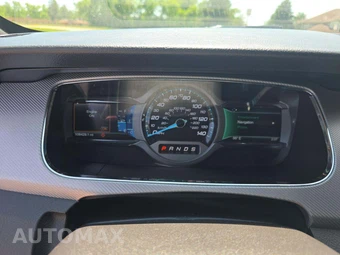 2015 Ford Taurus SHO – miniatura 9