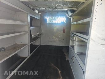 2015 Ford Transit 150 Cargo Van w/RH Sliding Door Low Roof 130.0" WB - miniatura 15