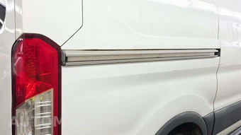 2015 Ford Transit 150 Cargo Van w/RH Sliding Door Low Roof 130.0" WB - miniatura 25