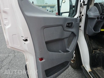 2015 Ford Transit 150 Cargo Van w/RH Sliding Door Low Roof 130.0" WB - miniatura 9