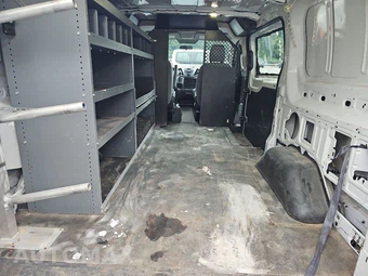 2015 Ford Transit 150 Cargo Van w/RH Sliding Door Low Roof 130.0" WB - miniatura 15