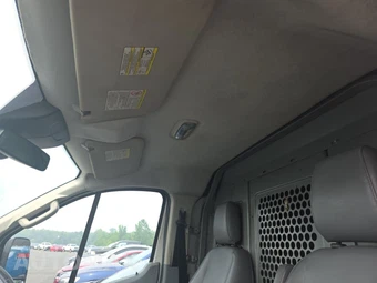 2015 Ford Transit 150 Cargo Van w/RH Swing-Out Doors Low Roof 130.0" WB - miniatura 17