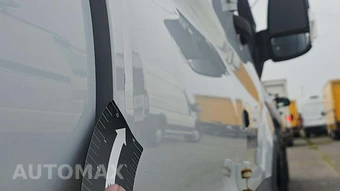 2015 Ford Transit 150 Cargo Van w/RH Swing-Out Doors Low Roof 130.0" WB - miniatura 31