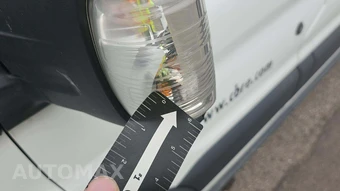 2015 Ford Transit 150 Cargo Van w/RH Swing-Out Doors Low Roof 130.0" WB - miniatura 32