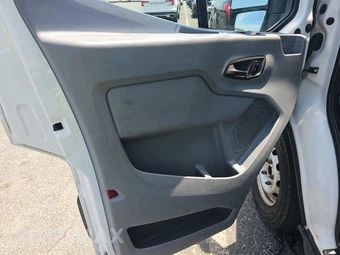 2015 Ford Transit 150 Passenger Wagon XL w/RH Sliding Door Medium Roof 130.0" WB - miniatura 9