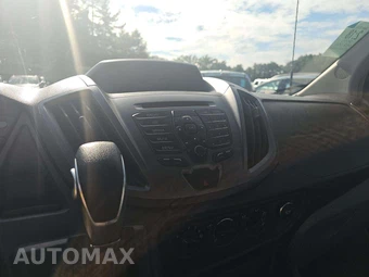 2015 Ford Transit 150 Passenger Wagon XL w/RH Swing-Out Doors Low Roof 130.0" WB - miniatura 10
