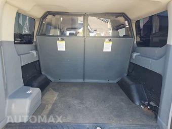 2015 Ford Transit 150 Passenger Wagon XLT w/RH Sliding Door Low Roof 130.0" WB - miniatura 16