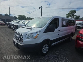2015 Ford Transit 150 Passenger Wagon XLT w/RH Swing-Out Doors Low Roof 130.0" WB