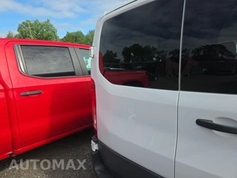 2015 Ford Transit 150 Passenger Wagon XLT w/RH Swing-Out Doors Low Roof 130.0" WB - miniatura 21