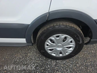 2015 Ford Transit 150 Passenger Wagon XLT w/RH Swing-Out Doors Low Roof 130.0" WB - miniatura 9