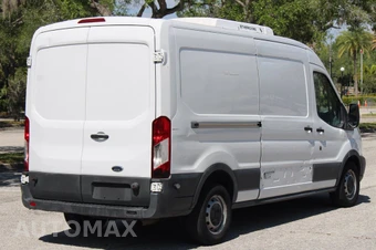 2015 Ford Transit 250 Base - miniatura 4