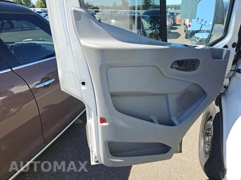 2015 Ford Transit 250 Cargo Van w/RH Sliding Door High Roof 148.0" WB - miniatura 9