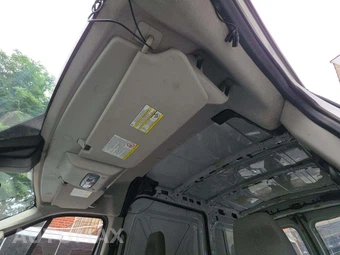 2015 Ford Transit 250 Cargo Van w/RH Sliding Door Medium Roof 130.0" WB - miniatura 11