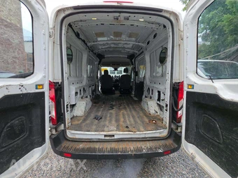 2015 Ford Transit 250 Cargo Van w/RH Sliding Door Medium Roof 130.0" WB - miniatura 14