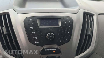 2015 Ford Transit 250 Cargo Van w/RH Swing-Out Doors Low Roof 130.0" WB - miniatura 18