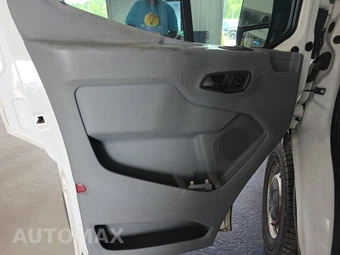 2015 Ford Transit 250 Cargo Van w/RH Swing-Out Doors Low Roof 130.0" WB - miniatura 16