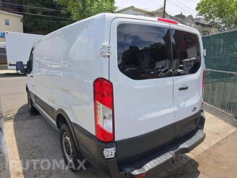 2015 Ford Transit 250 Cargo Van w/RH Swing-Out Doors Low Roof 130.0" WB - miniatura 2
