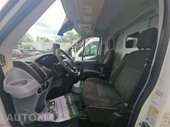 2015 Ford Transit 250 Cutaway - miniatura 6