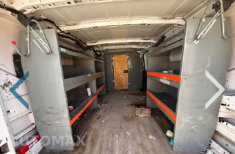 2015 Ford Transit 350 Cargo Van w/RH Swing-Out Doors Low Roof 148.0" WB - miniatura 10