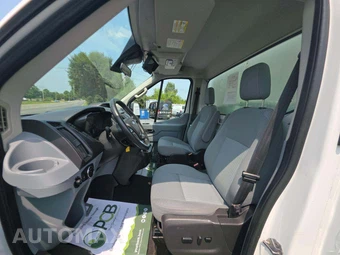 2015 Ford Transit 350 HD Cab Chassis 9950 GVWR DRW - miniatura 6