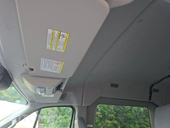 2015 Ford Transit 350 Passenger Wagon XL w/RH Sliding Door Medium Roof 148.0" WB - miniatura 18