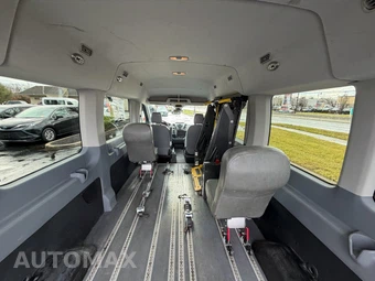 2015 Ford Transit 350 Passenger Wagon XL w/RH Sliding Door Medium Roof 148.0" WB - miniatura 38