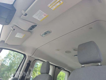 2015 Ford Transit 350 Passenger Wagon XLT w/RH Swing-Out Doors Low Roof 148.0" WB - miniatura 8