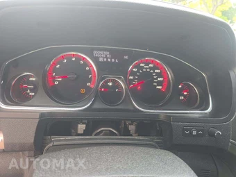 2015 GMC Acadia Denali 5SA – miniatura 6