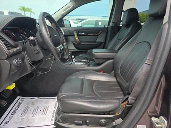 2015 GMC Acadia Denali 5SA – miniatura 7