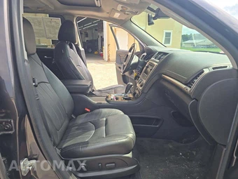 2015 GMC Acadia Denali 5SA – miniatura 16