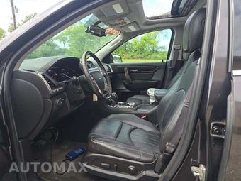 2015 GMC Acadia Denali 5SA – miniatura 3