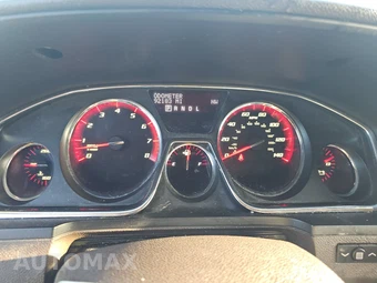 2015 GMC Acadia Denali 5SA – miniatura 12