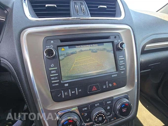 2015 GMC Acadia Denali 5SA – miniatura 32