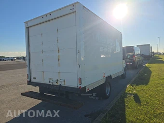2015 GMC Savana 3500 Cutaway 1WT DRW – miniatura 4