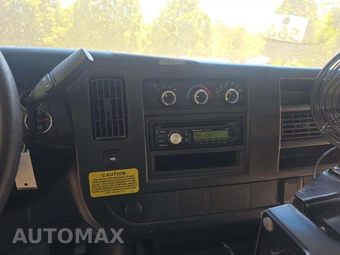 2015 GMC Savana 3500 Cutaway 1WT DRW – miniatura 10