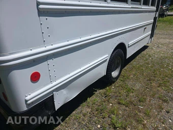 2015 GMC Savana 3500 Cutaway 1WT DRW – miniatura 21