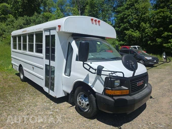 2015 GMC Savana 3500 Cutaway 1WT DRW – miniatura 4