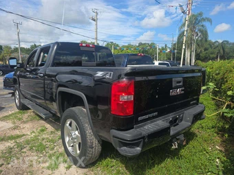 2015 GMC Sierra 2500 Denali HD Crew Cab Medium Bed 5SA - miniatura 2