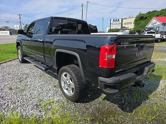 2015 GMC Sierra 2500 Denali HD Crew Cab Medium Bed 5SA - miniatura 2