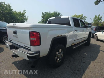 2015 GMC Sierra 2500 Denali HD Crew Cab Medium Bed 5SA w/Built-In Wi-Fi - miniatura 3