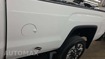 2015 GMC Sierra 2500HD Crew Cab Medium Bed 1SA w/Built-In Wi-Fi